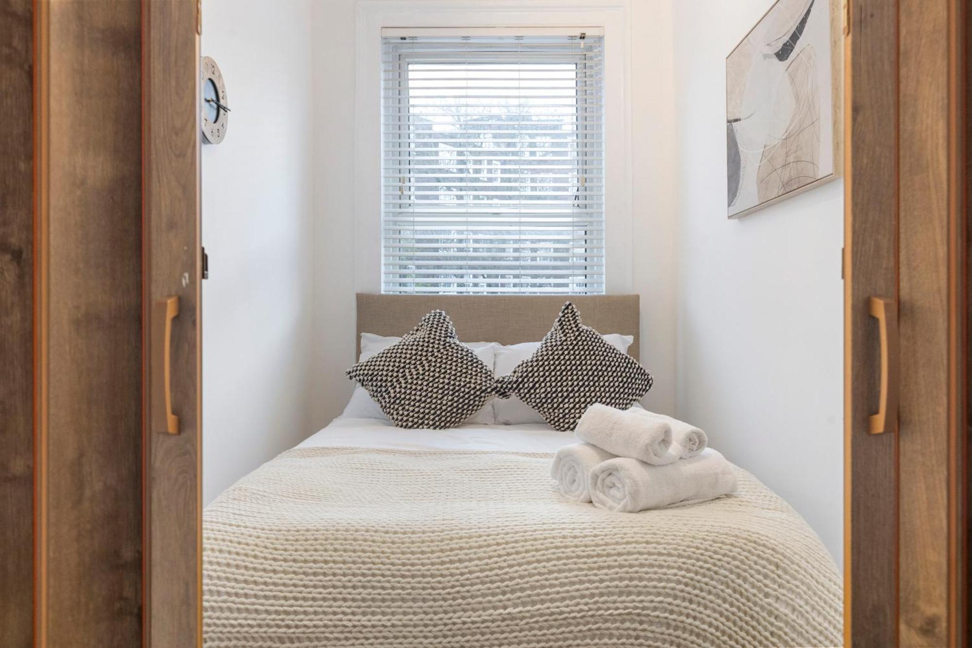 Rose Suite Camden Town 3 Bedroom Sleeps 11 London Bagian luar foto